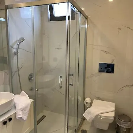Magnificent With Private Pool