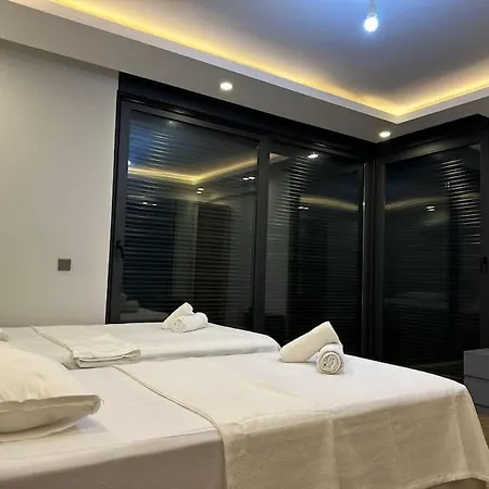 Magnificent With Private Pool